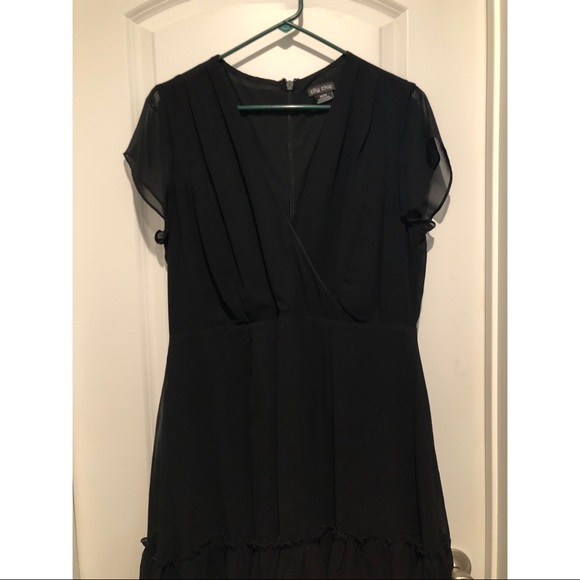 Perfect black dress! - Picture 3 of 5